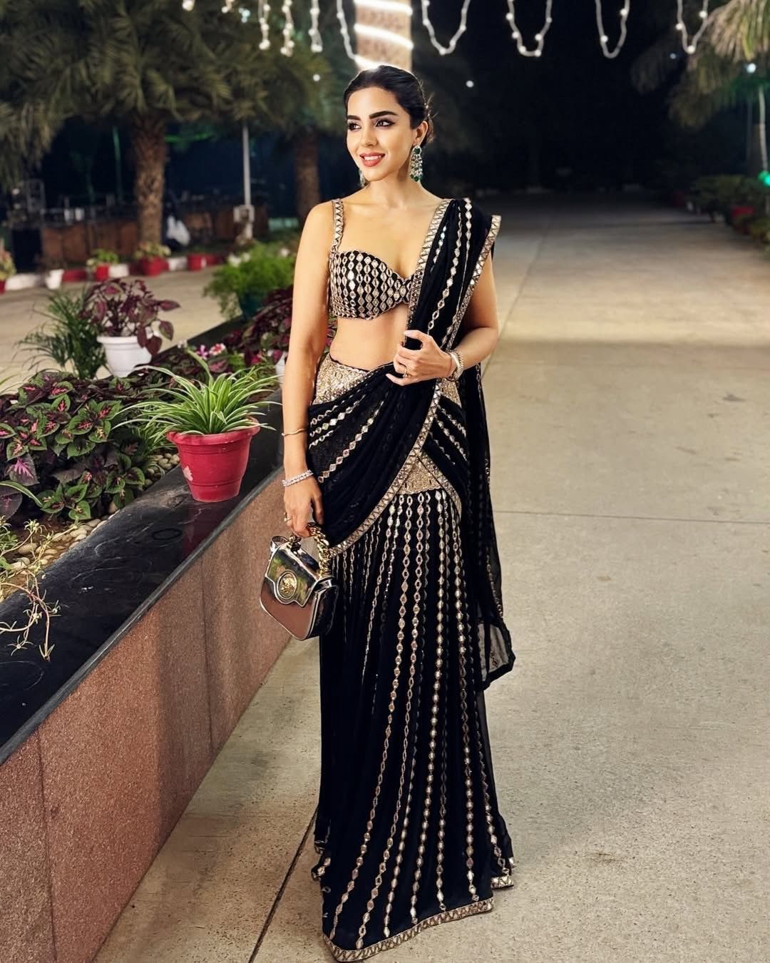 Black Georgette Lehenga Saree rightview For Women 