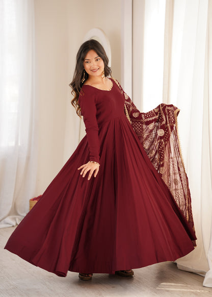 Elegant Maroon Roman Silk Chanderi Anarkali Suit rightview For Women 